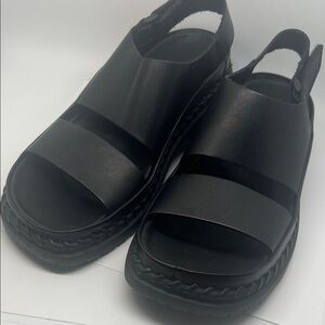 Clarks Men’s Black Platform Sandals